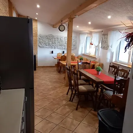 Zacisze Фермерский дом